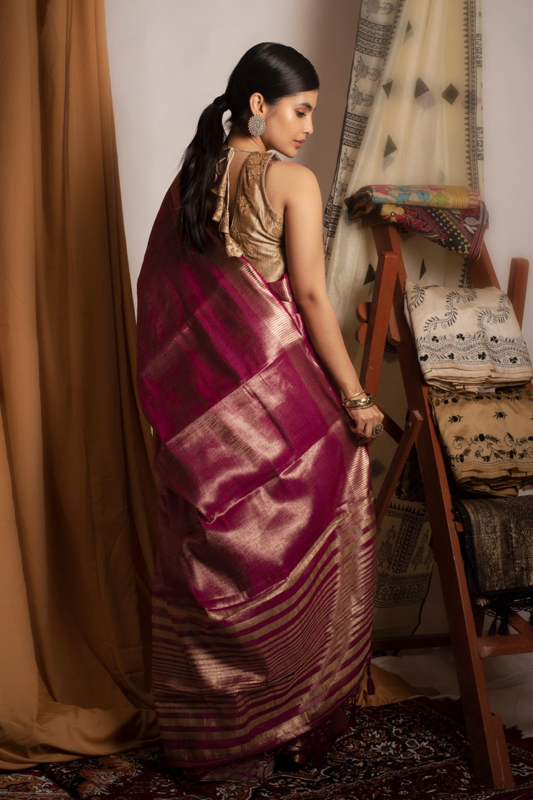 MRINALINI | DEEP MAGENTA PURE TISSUE SILK SAREE