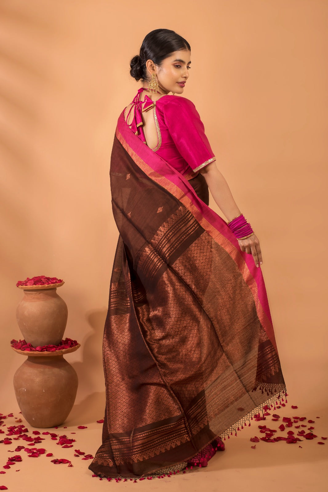 ZUNAIRA | DEEP BROWN COTTON HANDLOOM SAREE