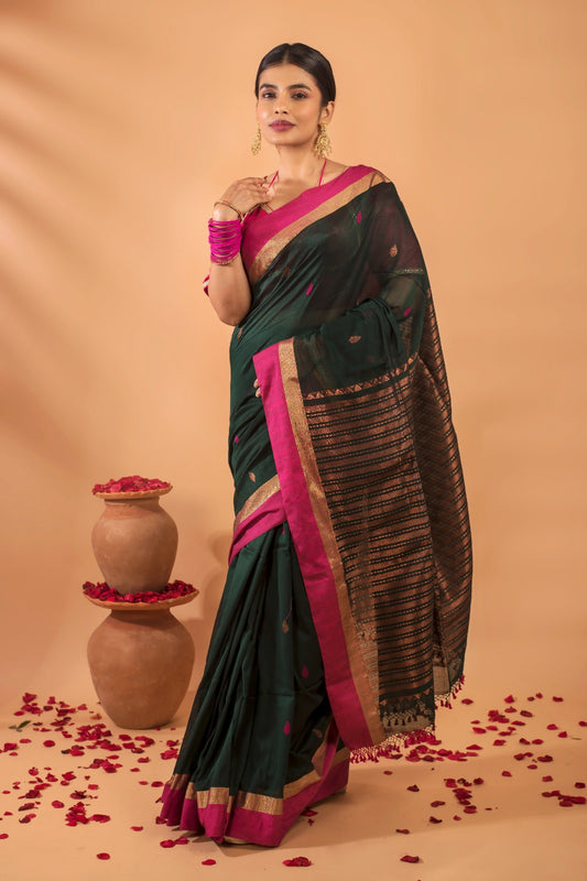 ESMIRA – Bottle green handloom cotton saree with magenta border and zari pallu, Geetanjali Plaza exclusive